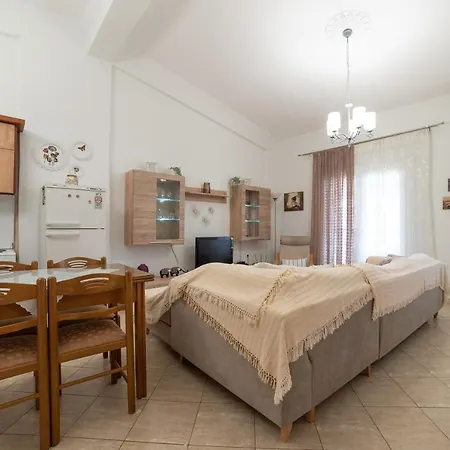 Apartment Porto Ofrynio Deluxe Golden