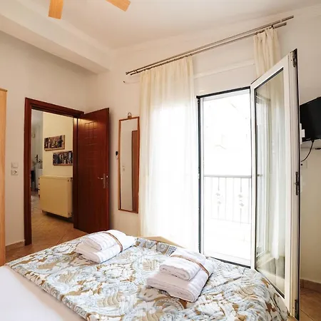 Апартаменты Porto Ofrynio Deluxe Golden Офринио